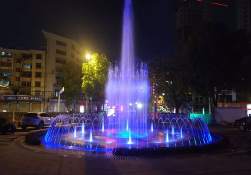 旱地廣場(chǎng)音樂噴泉